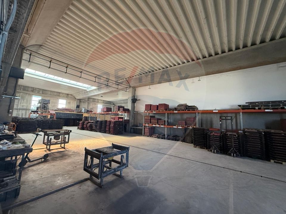 DE VÂNZARE Hala productie/depozitare