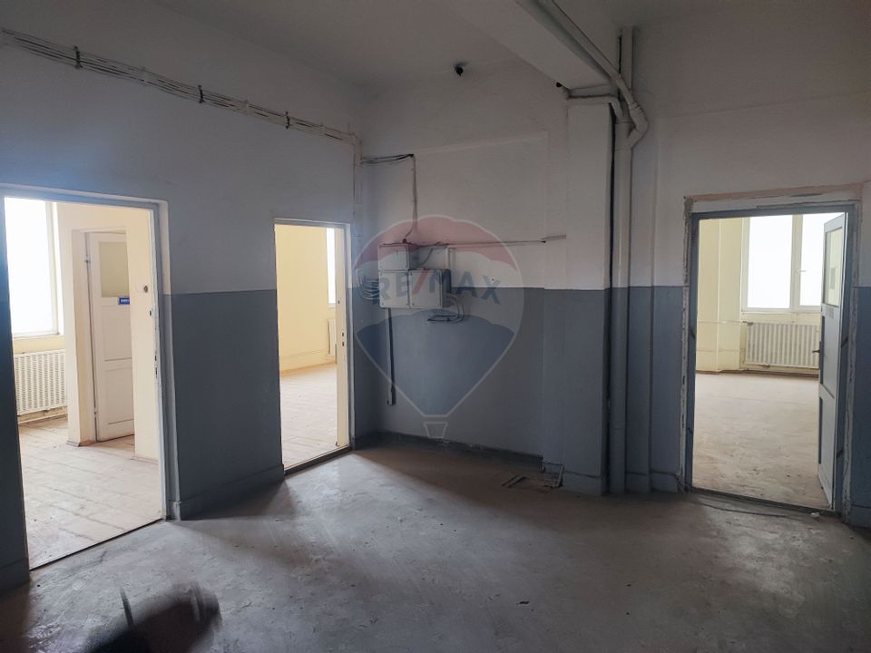 Clădire Versatilă Zona Industrială Oradea, Calea Borșului