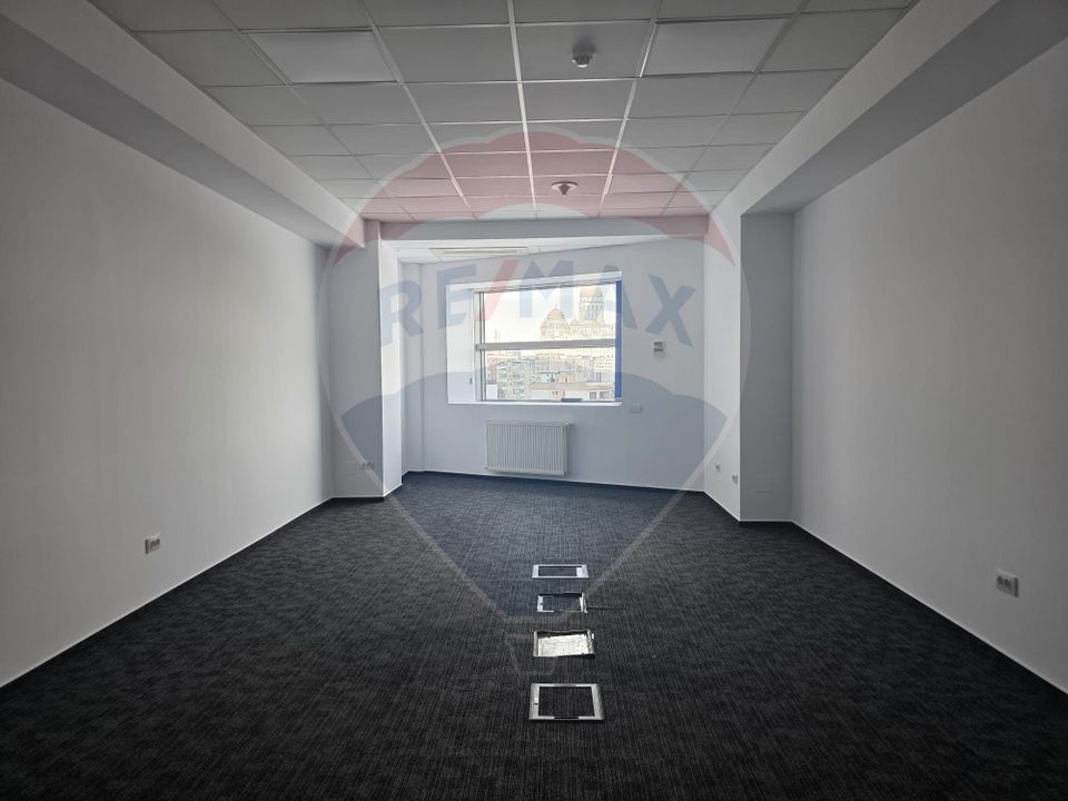 Office Building FOR SALE | 13 September | Hotel Conversion Potential