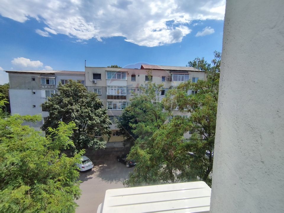 4 room Apartment for sale, Narcisa area