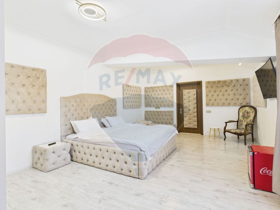 De vanzare| Casa cu piscina, saune si design elegant- Zona Matasari