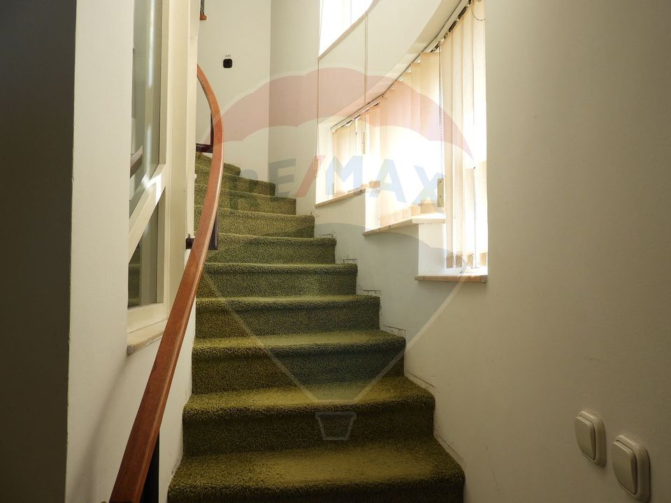 Office space of 422 sqm for rent in the Andrei Muresanu area