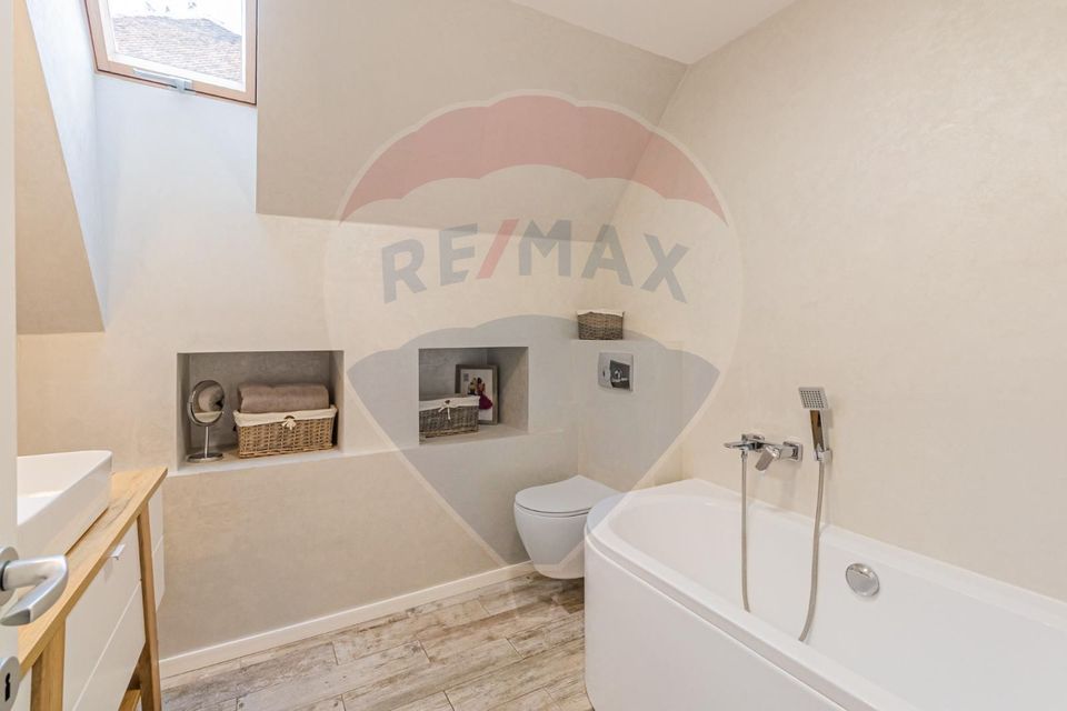 COMISION 0%|Oază de eleganță în Centrul Istoric: Apartament 4 camere!!