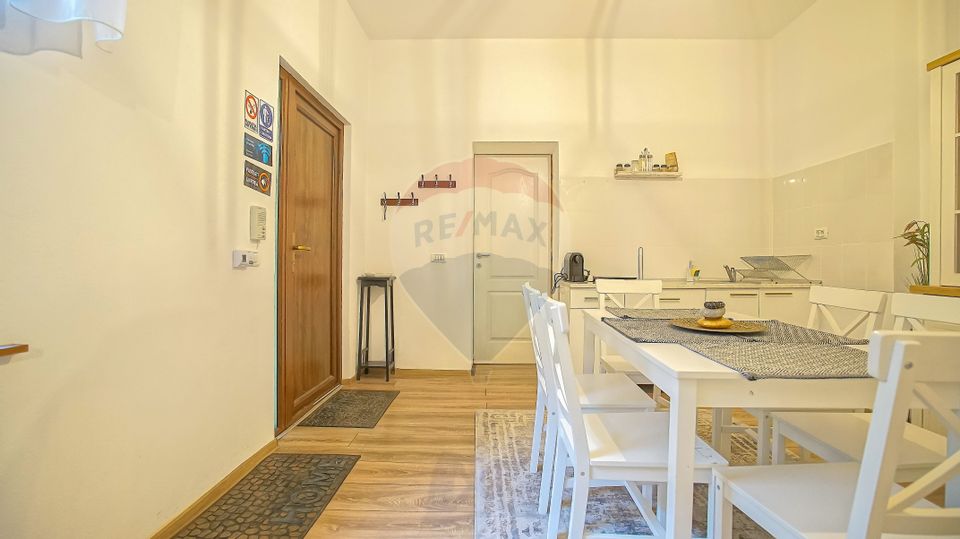 3 room Apartment for sale, Centrul Istoric area