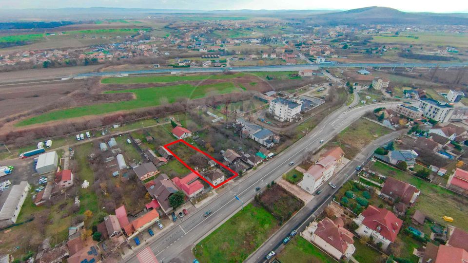 De vânzare Casā + Teren 1054 mp, în Sȃnmartin