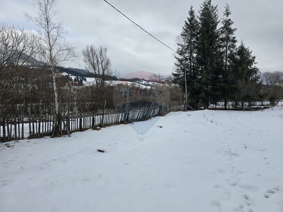 Teren 5,395mp Dorna Candrenilor / Strada Dorna