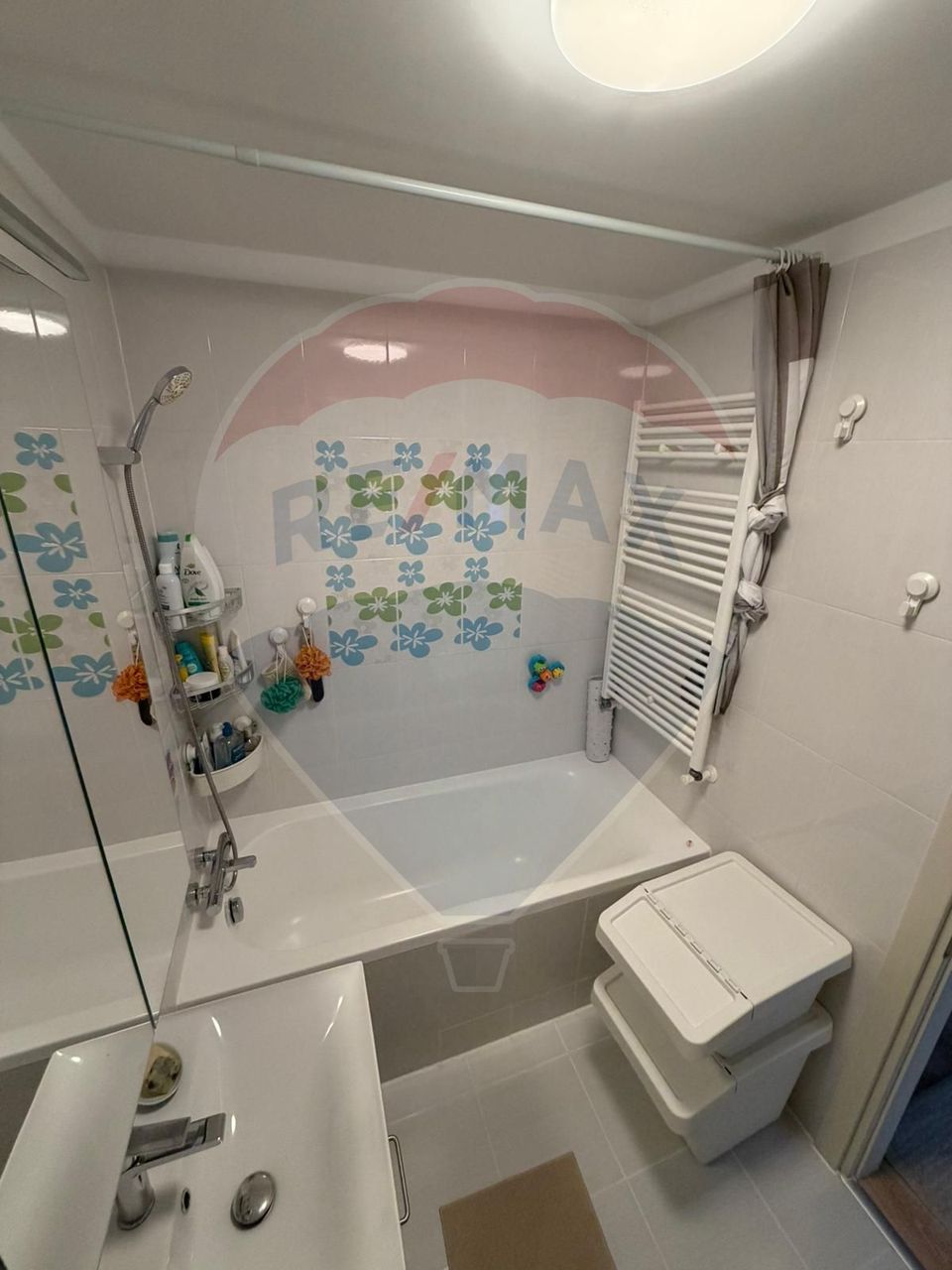 Vanzare apartament 4 camere Pallady