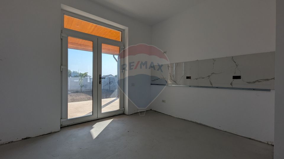 De Vânzare Vilă Cu 4 Camere Noua in Complex rezidențial Alfa Vile