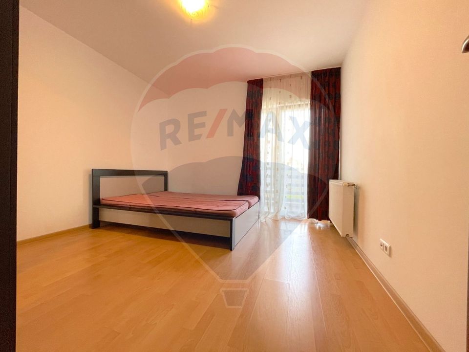 Apartament 2 camere 63 mp utili, zona Tractorul
