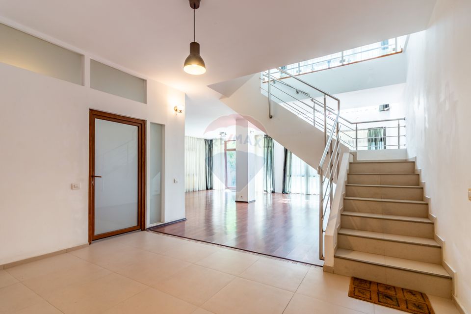 Casă / Vilă în Pipera de inchiriat, Iancu Nicolae, 5 x parcare