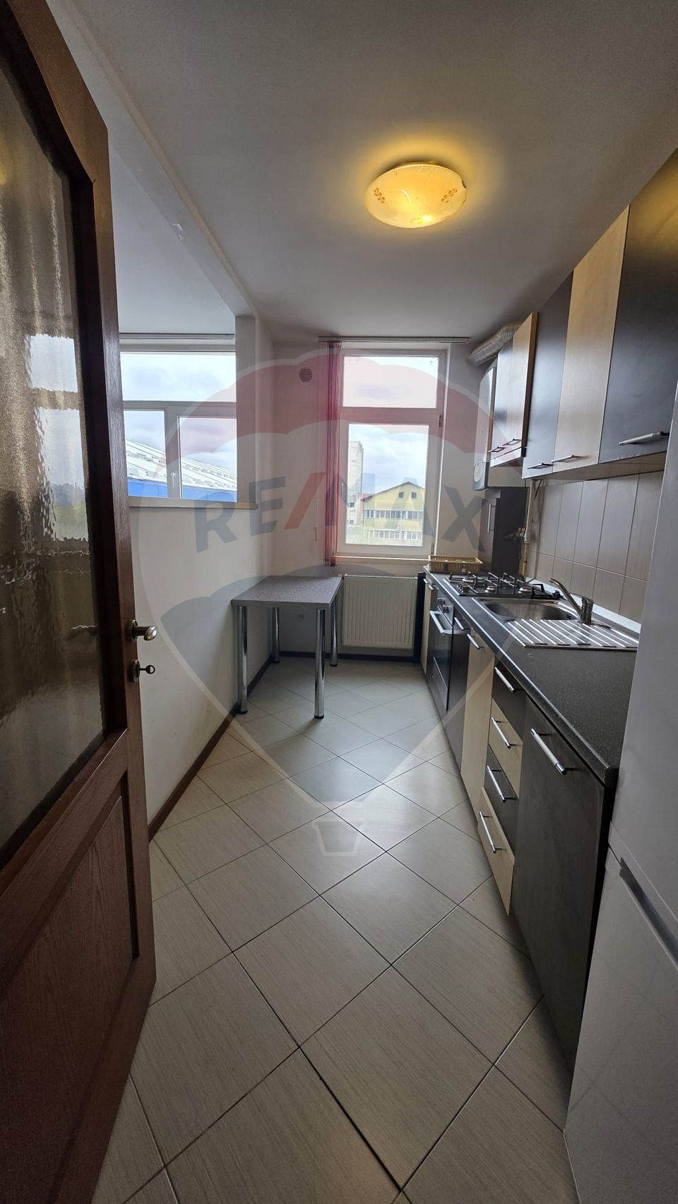 Apartament 3 camere de închiriat Vitrometan, Medias