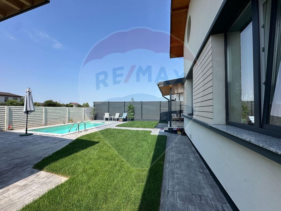 4 room House / Villa for sale