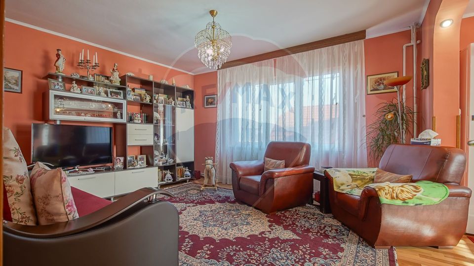 5 room House / Villa for sale, Darste area