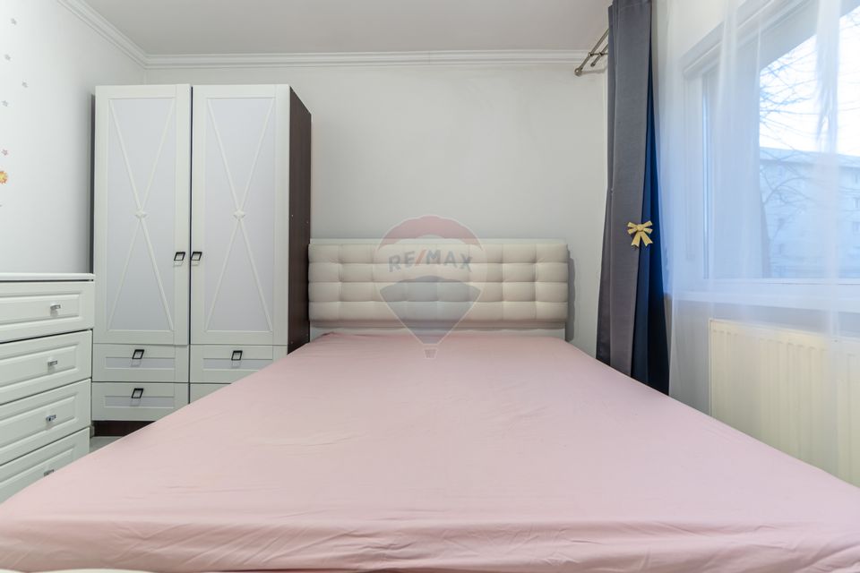 Apartament cu 2 camere de vânzare în zona Craiter