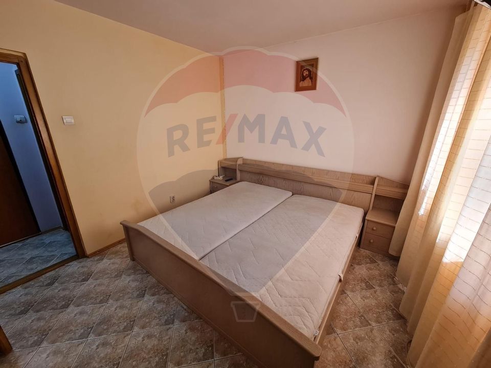 2 room Apartment for rent, Podgoria area