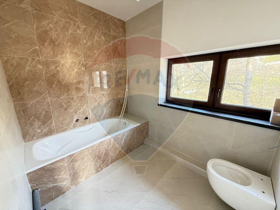 4 room House / Villa for sale, Podgoria area