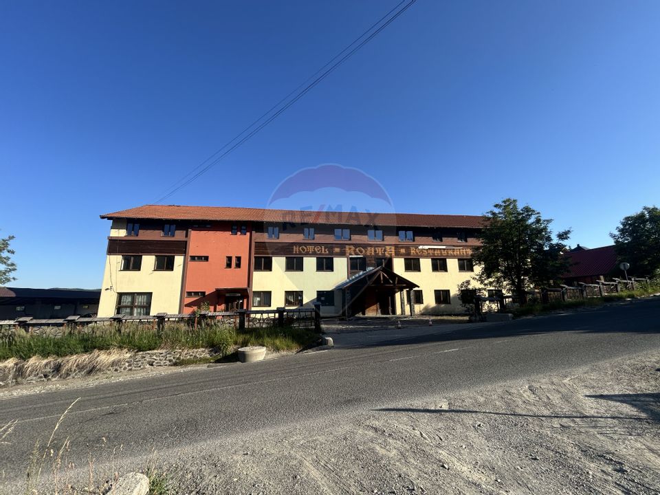 Hotel / Pensiune cu 30 camere de vânzare în zona Nord