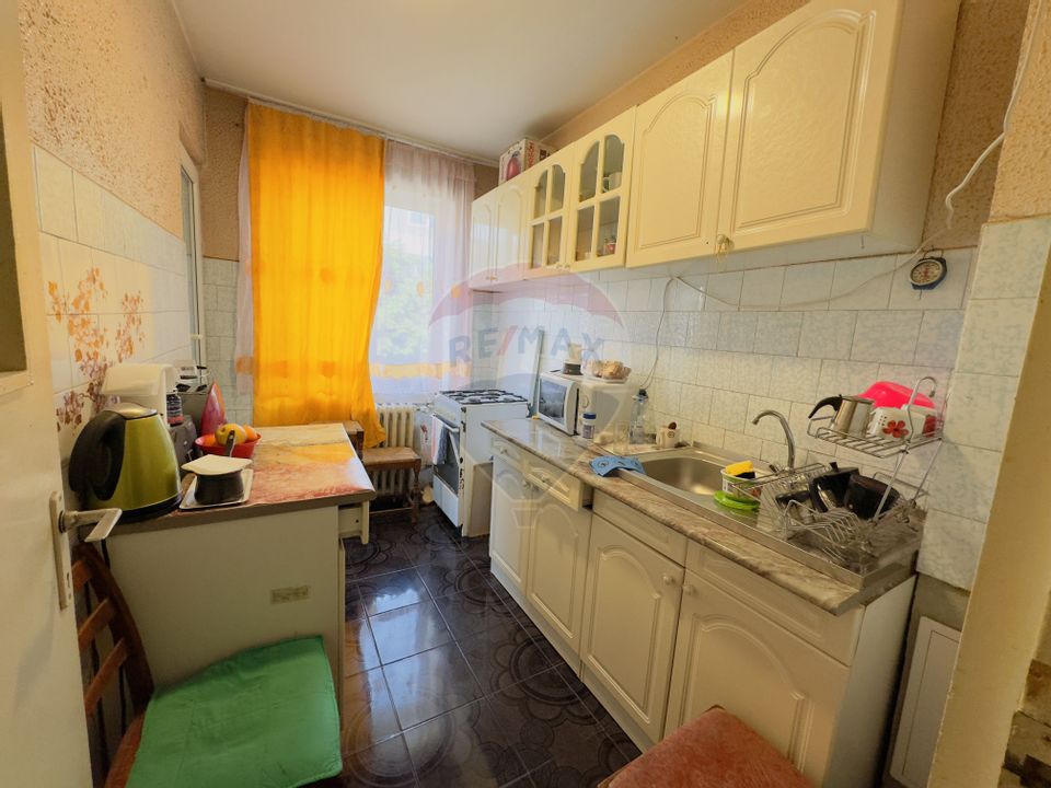 Apartament 3 camere/din caramida/ str. Henrik Ibsen / Calea Aradului