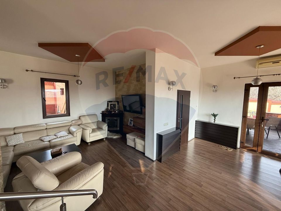5 room House / Villa for sale, Plaiul Vulcanesti area