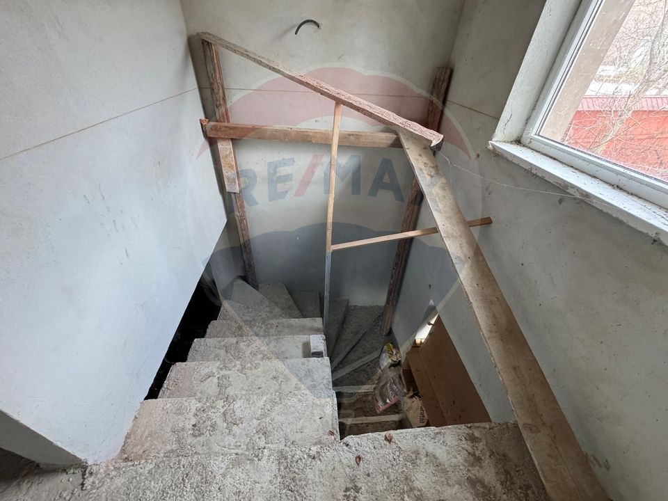 6 room House / Villa for sale, Darmanesti area