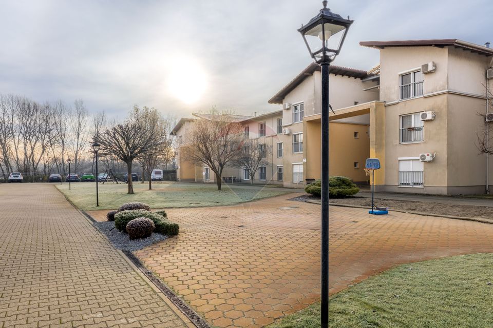 2 room Apartment for rent, Subcetate area