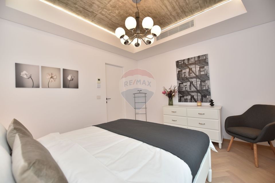 Vanzare Apartament 3 camere imobil 2024 | Piata Universitatii