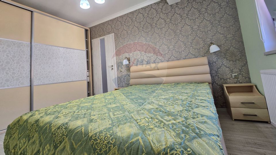 Apartament cu 3 camere de vânzare, 2 locuri de parcare, Floresti