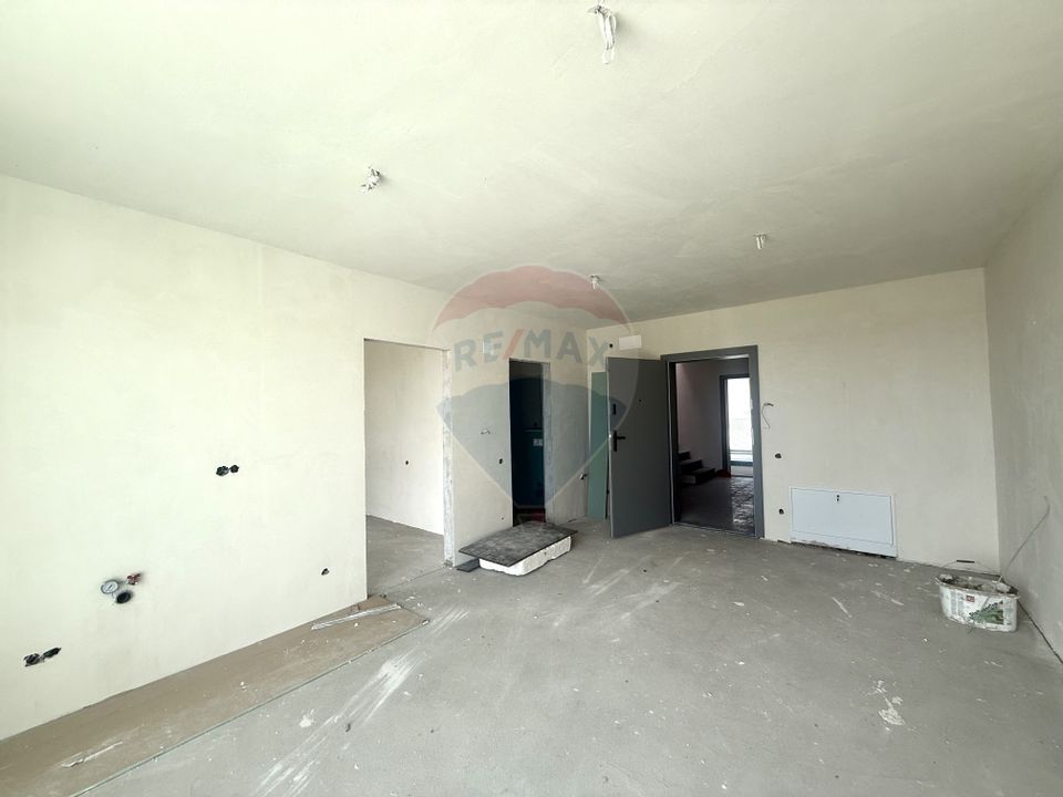 2 room Apartment for sale, Intre Lacuri area