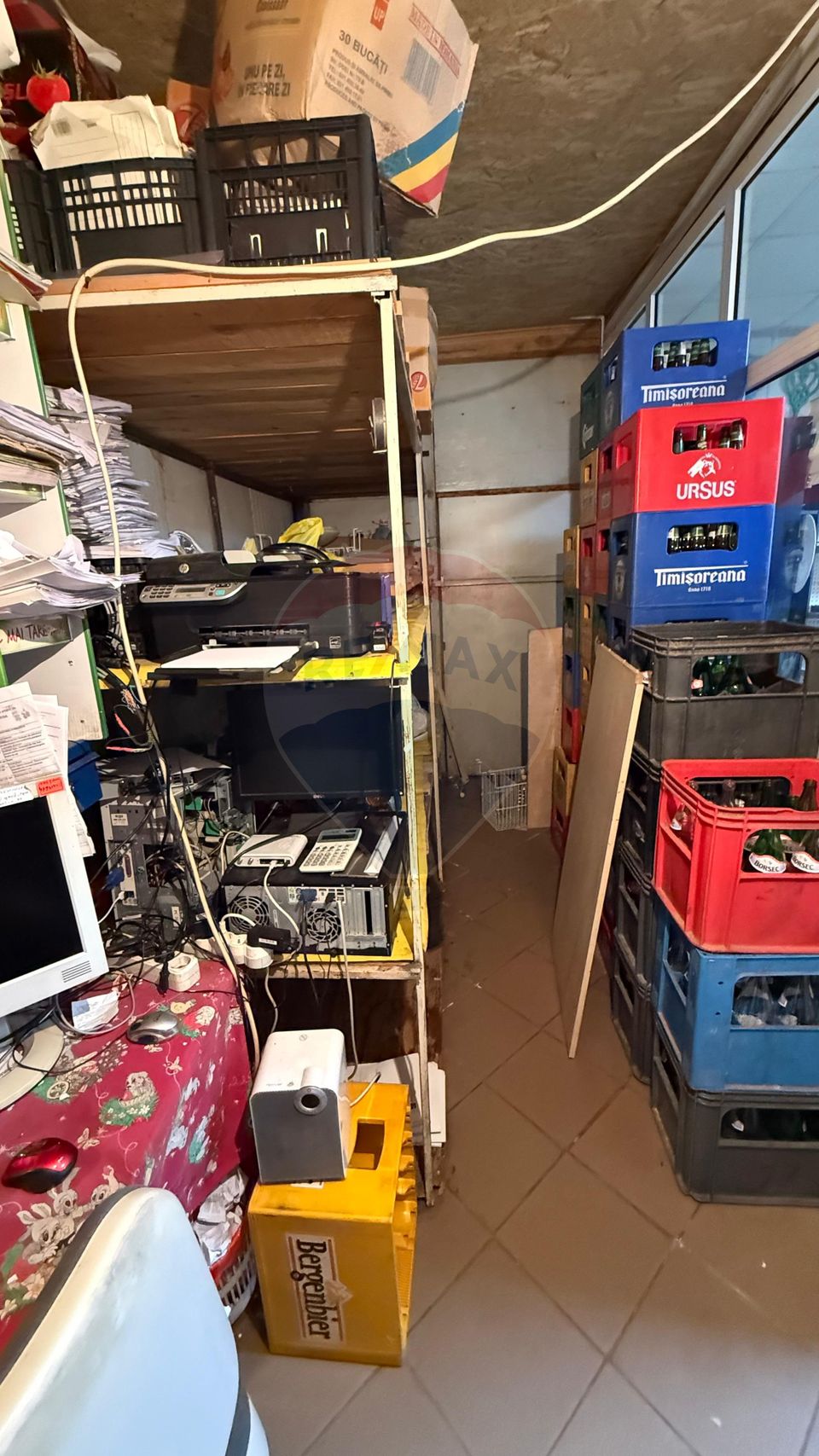 59sq.m Commercial Space for sale, Sud area