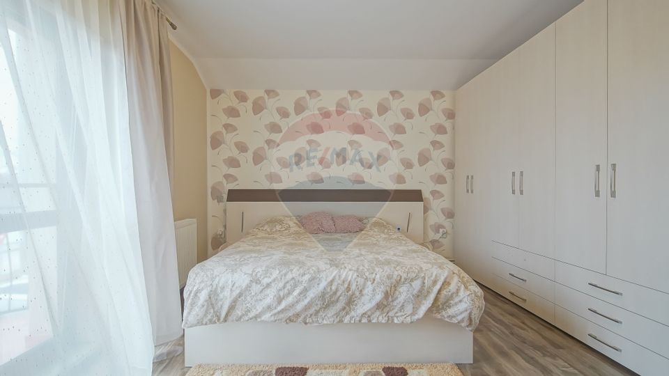 5 room House / Villa for sale
