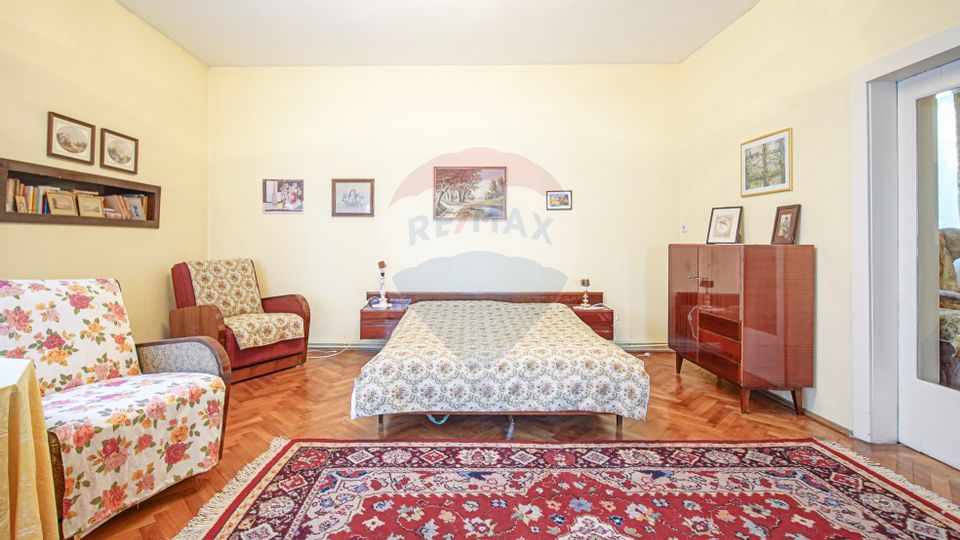 REZERVAT!Duplex cu aer burghez,  în vilă impunătoare pe Drumul Poienii