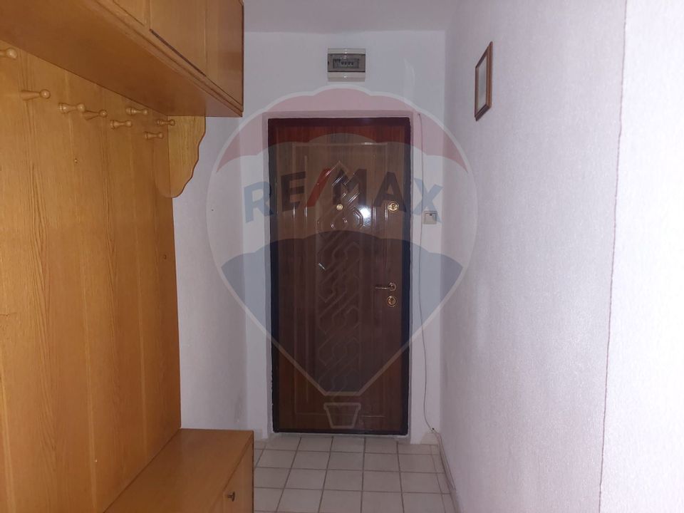 Apartament cu 3 camere de vanzare