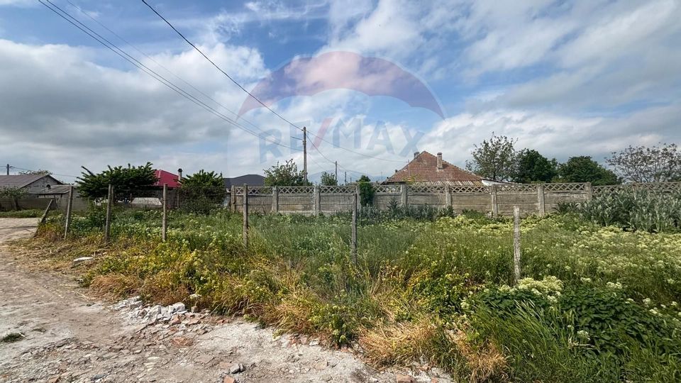 Teren intravilan de vanzare  1374mp Cobadin Jud , Constanta