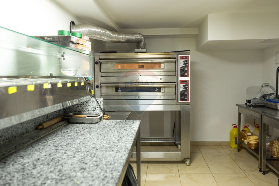 Casa spatioasa de vanzare