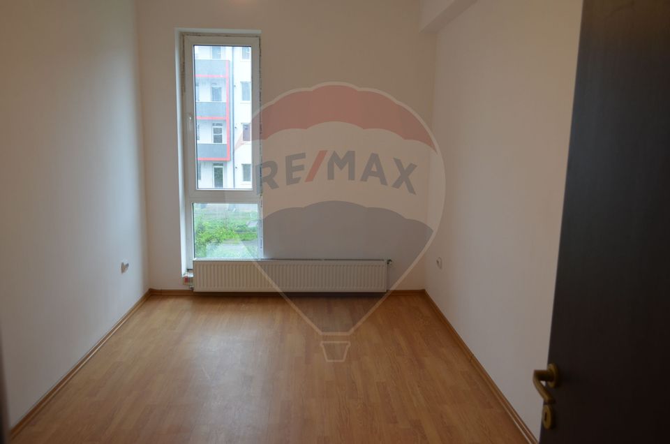4 room Apartment for sale