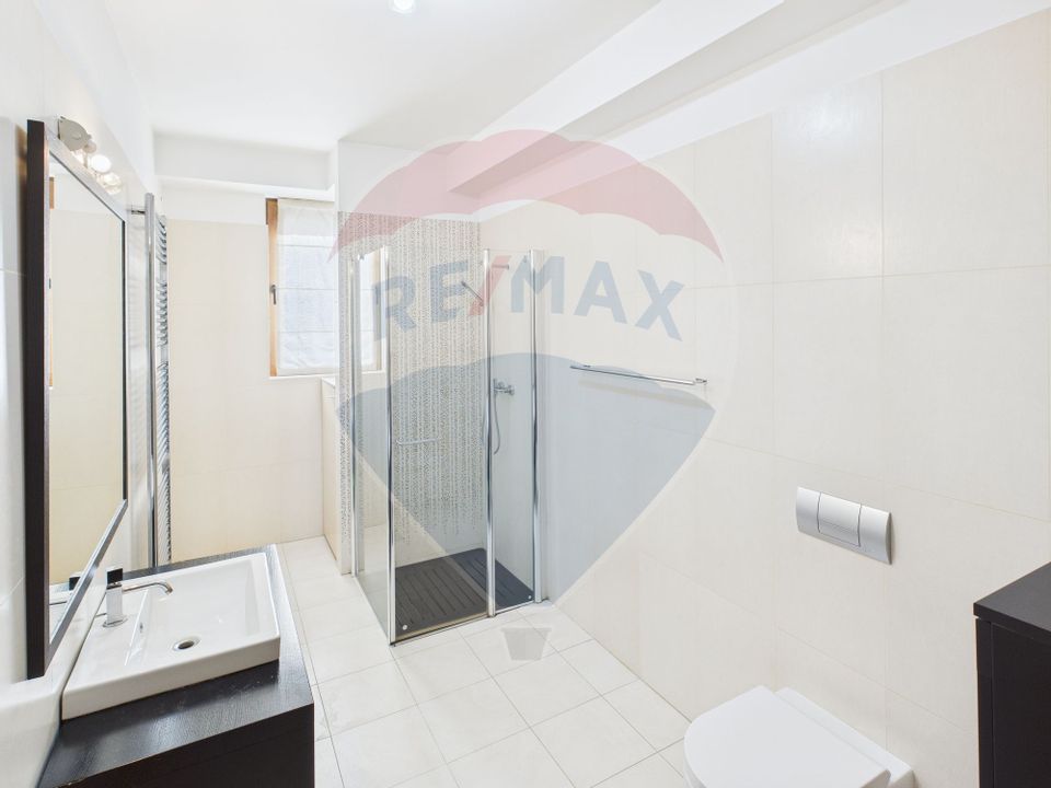 PENTHOUSE CU TERASA PANORAMICA SI PISCINA ACOPERITA