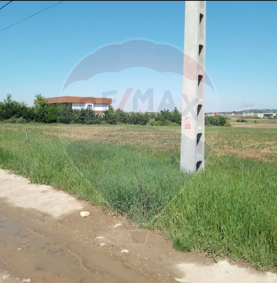 De vanzare teren 2374mp Cheriu langa Solay Events