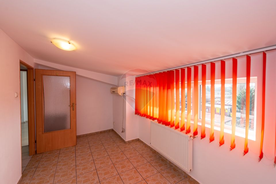 Villa with 10 rooms for rent, GF+GF+1+M, 284mpu, 220 sqm land