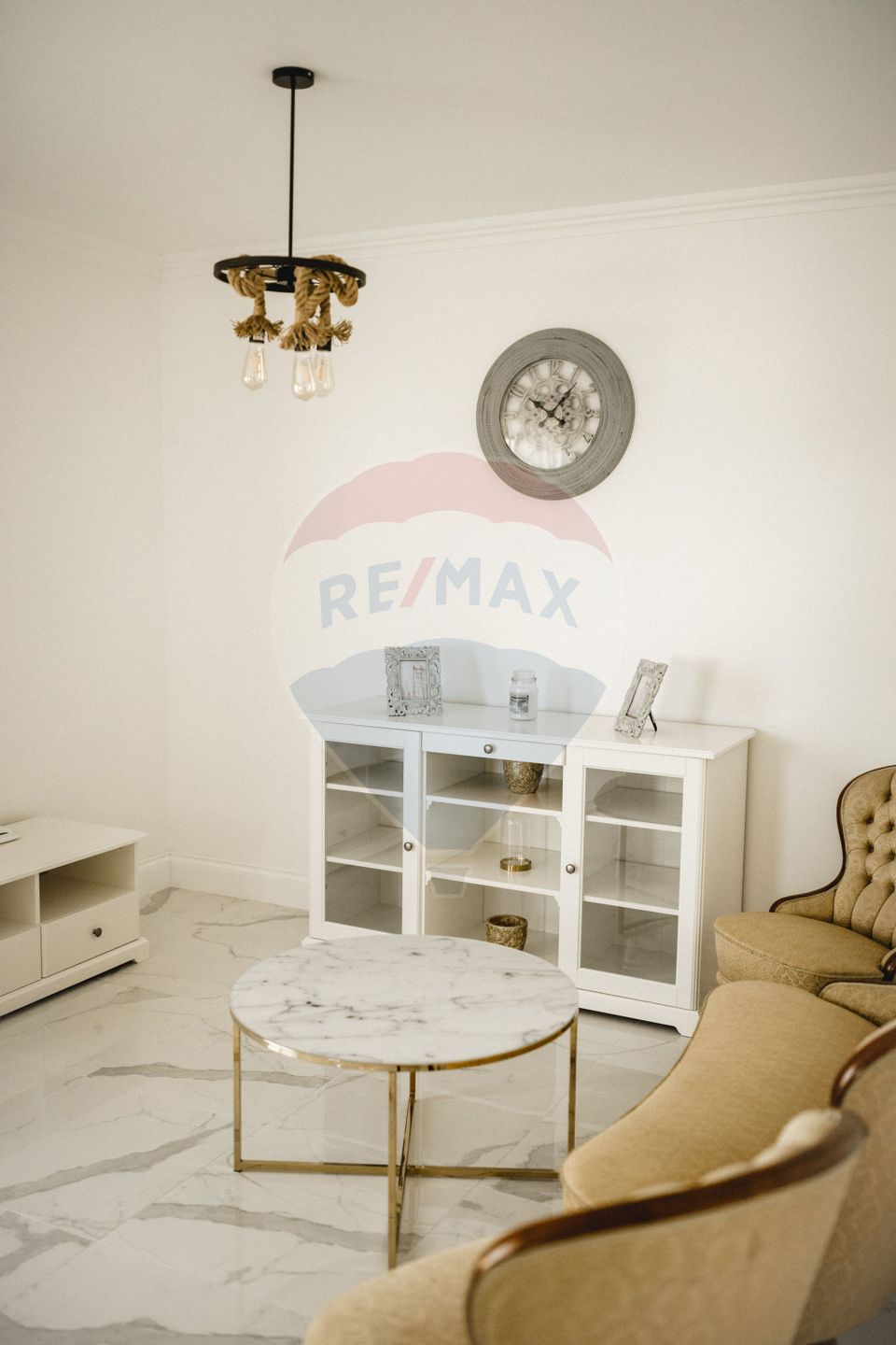 Apartament de inchiriat