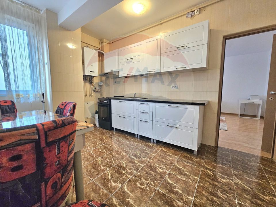 Apartament 2 camere de inchiriat la Lira Residence Constanta