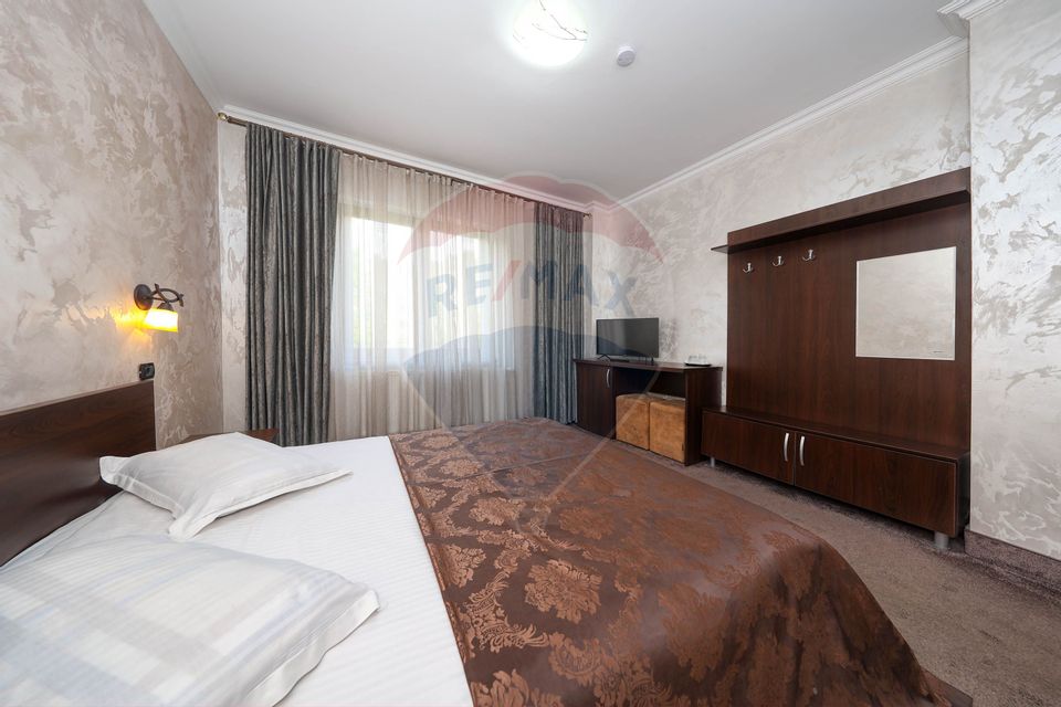 12 room Hotel / Pension for sale