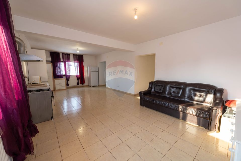 Special villa with 3 levels for sale Pantelimon - Cernica Forest