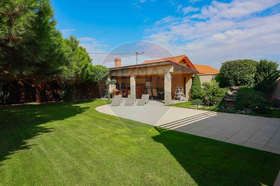 5 room House / Villa for sale, Exterior Vest area