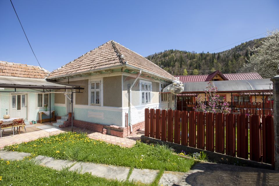 8 room House / Villa for sale