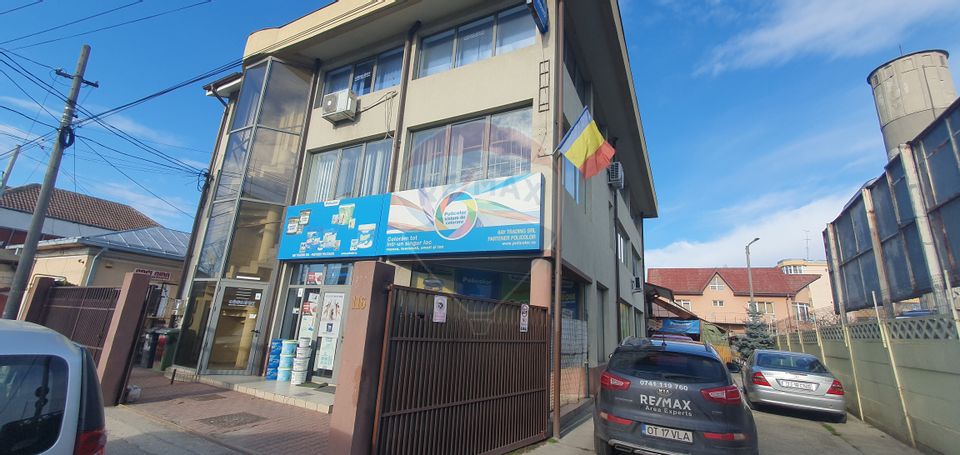 Spațiu comercial 840 mp de vânzare în zona Brestei