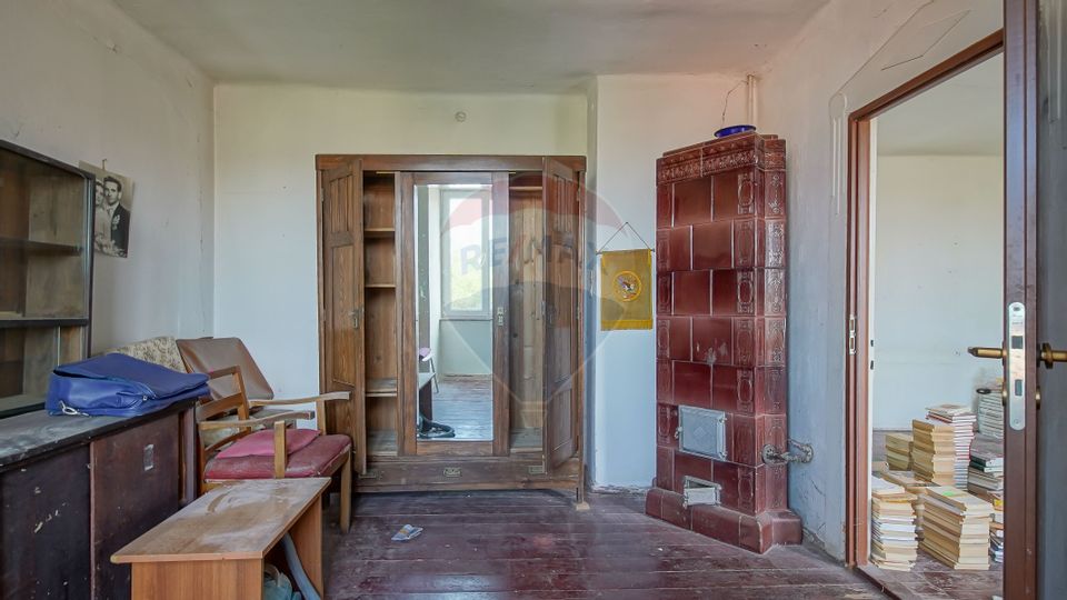 5 room Apartment for sale, Central area