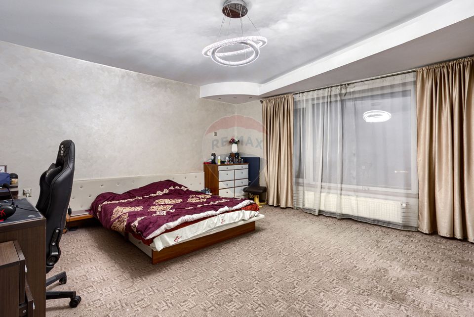 Apartament modern la casa cu 3 camere si balcon Zona Banu Maracine