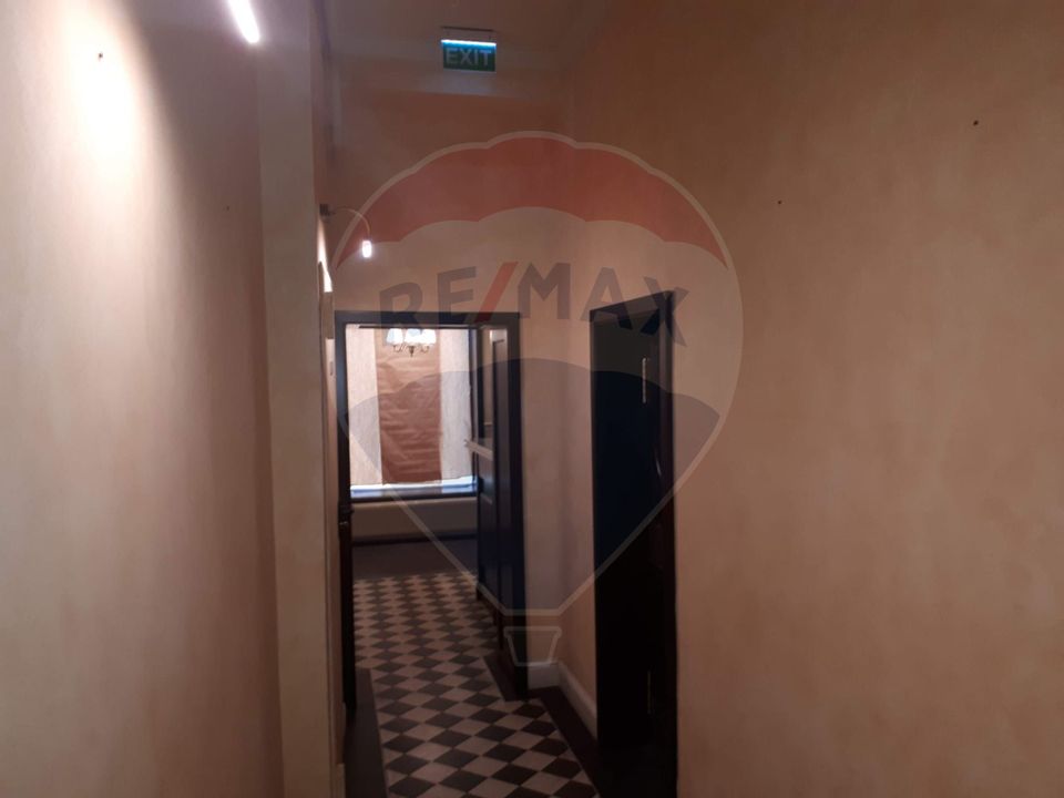 500sq.m Commercial Space for rent, Lipscani area