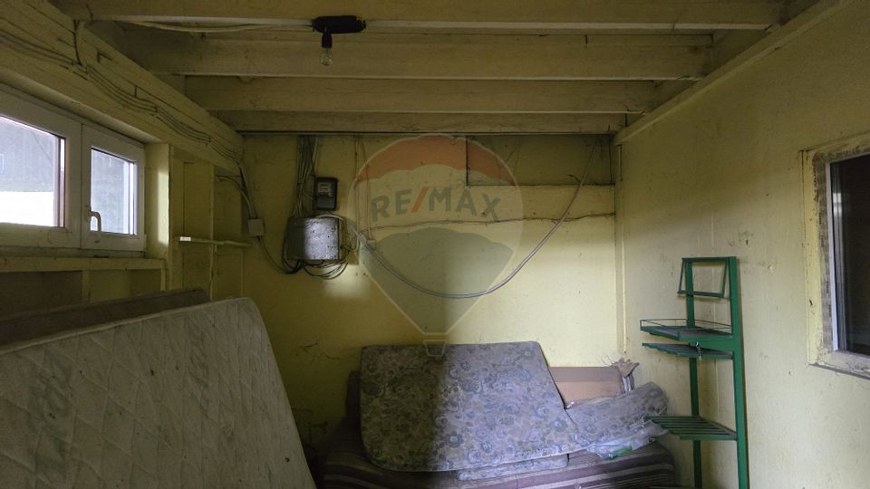 Hale pentru depozitare(lemn si metalica) in zona Giulesti