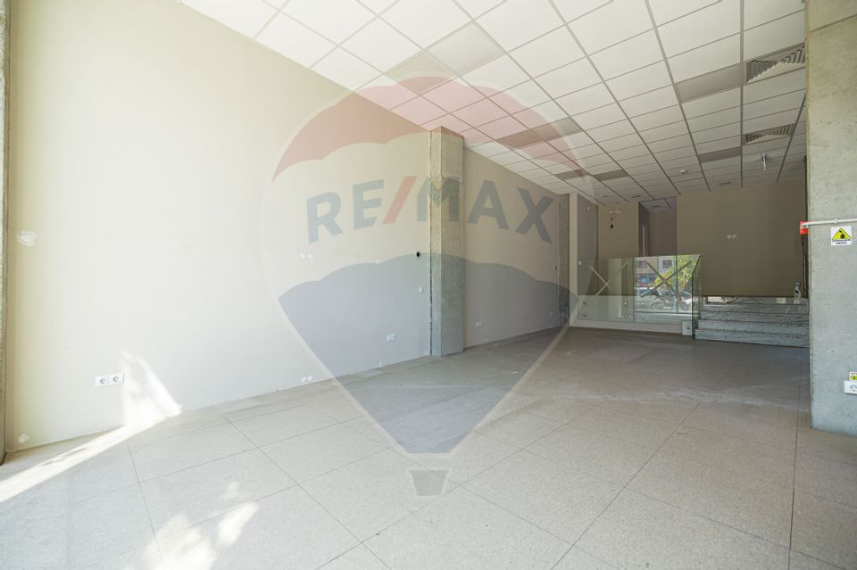 63.93sq.m Commercial Space for rent, Ultracentral area